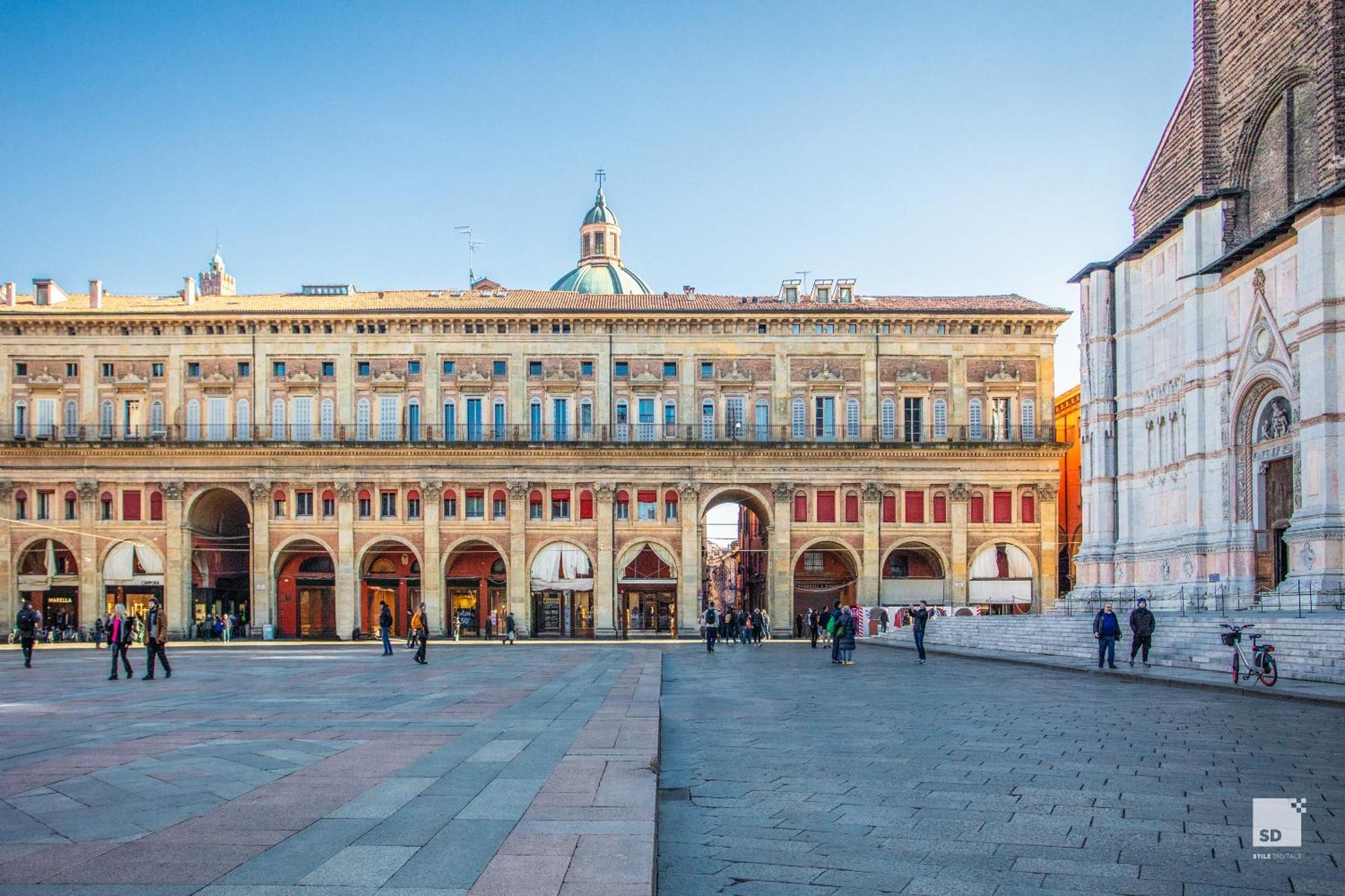Urbanicooh Garisenda - Piazza Maggiore View Bolonha Exterior foto